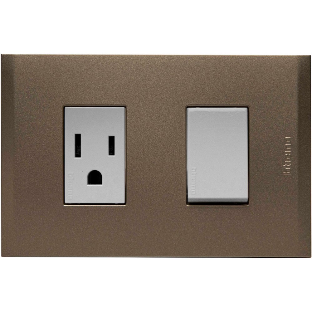 Interruptor sencillo 15a + tomacorriente 2p+t 16a champagne