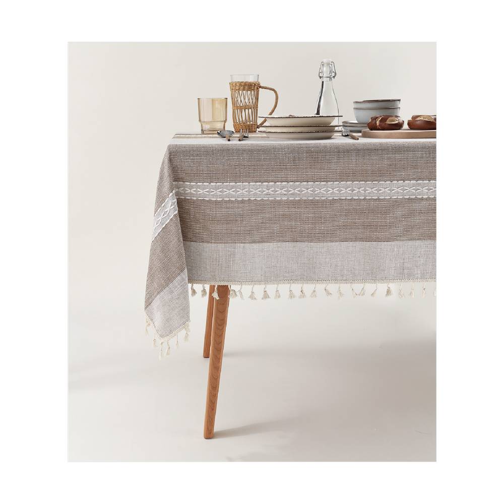 Mantel de tela para mesa rectangular con encaje 140x220 cm