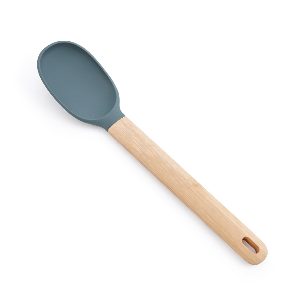 Cuchara de silicón para cocina gris