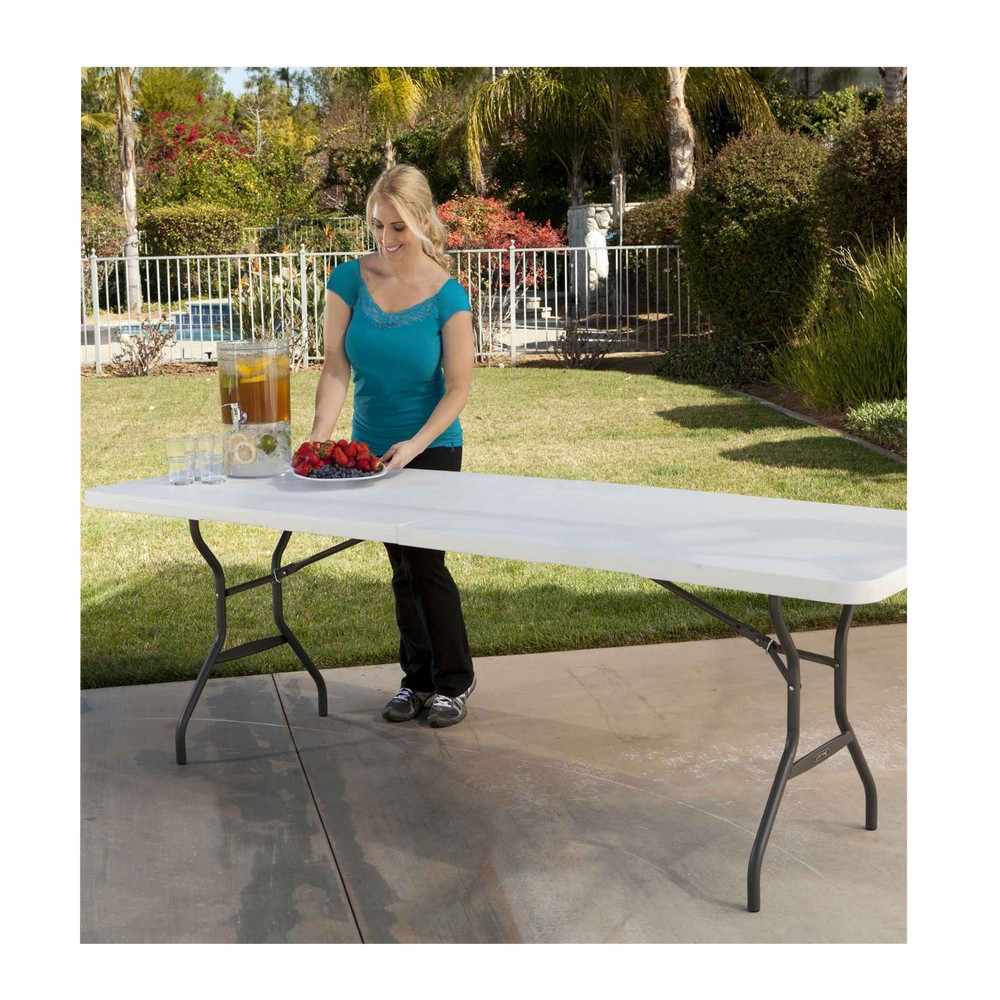 Mesa plástica plegable de 8'